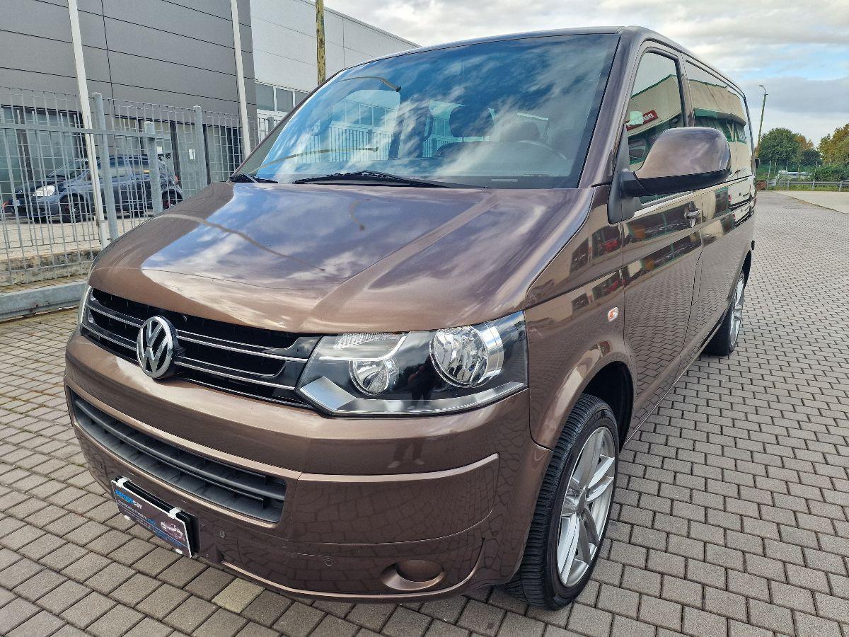 VOLKSWAGEN - Caravelle T5 4MOTION 8 POSTI