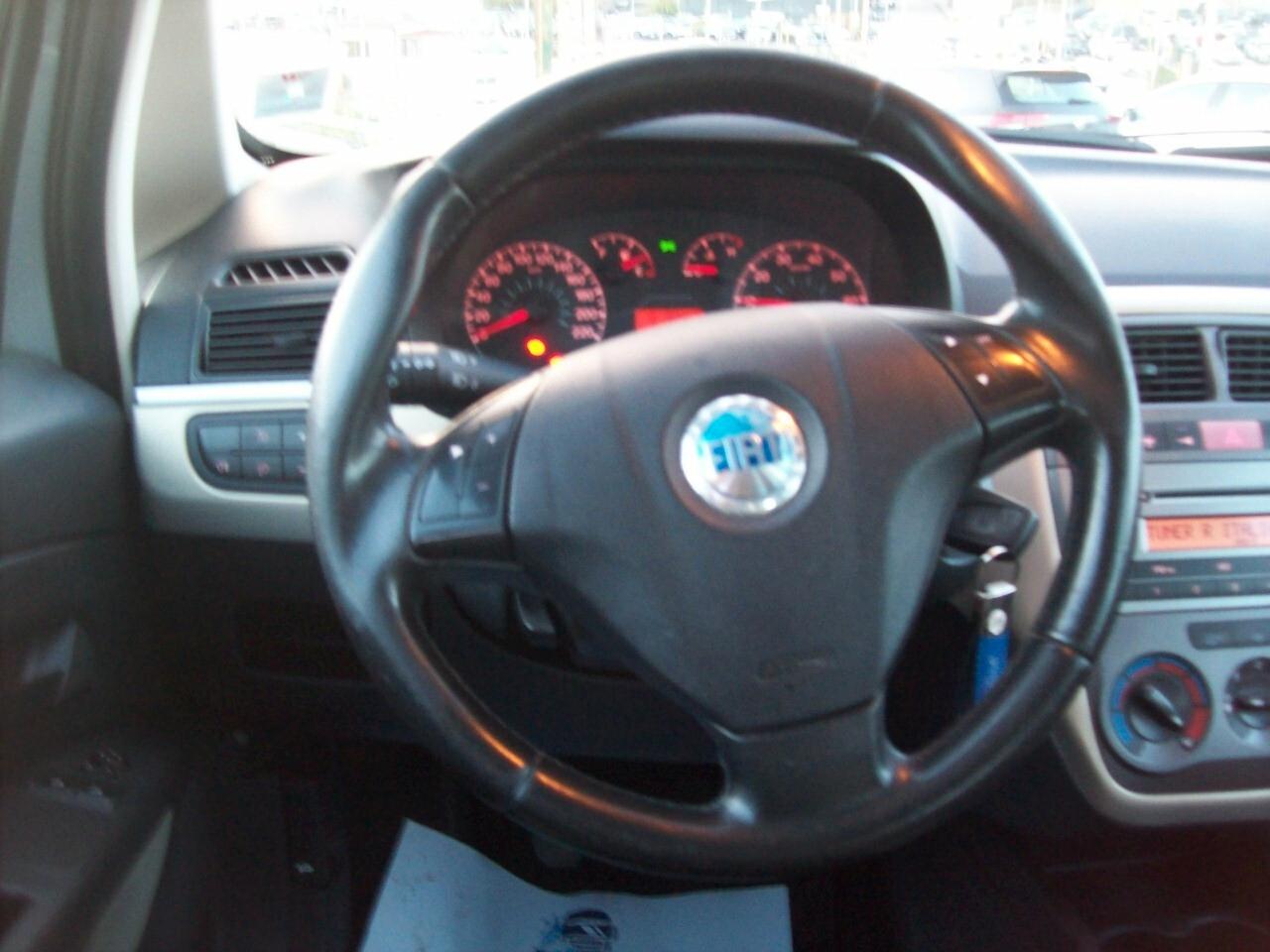 FIAT G.PUNTO 1.2 BZ 5P DYNAMIC