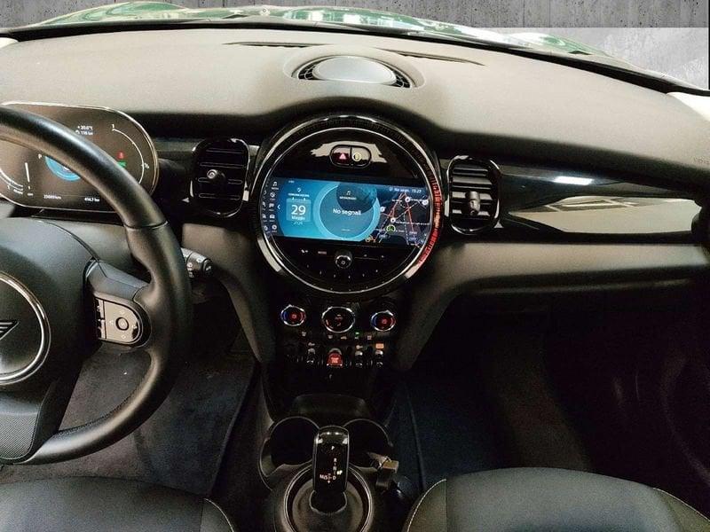 MINI Mini 5 porte Mini 5p 1.5 Cooper Resolute auto
