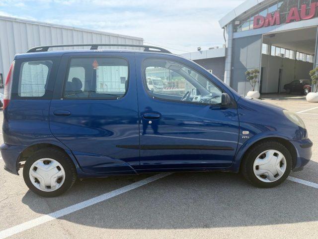 TOYOTA Yaris Verso 1.3i 16V cat Sol