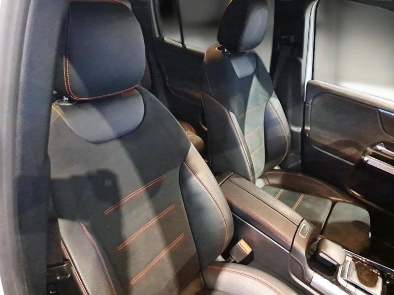 MERCEDES-BENZ GLB 200 d Automatic Premium