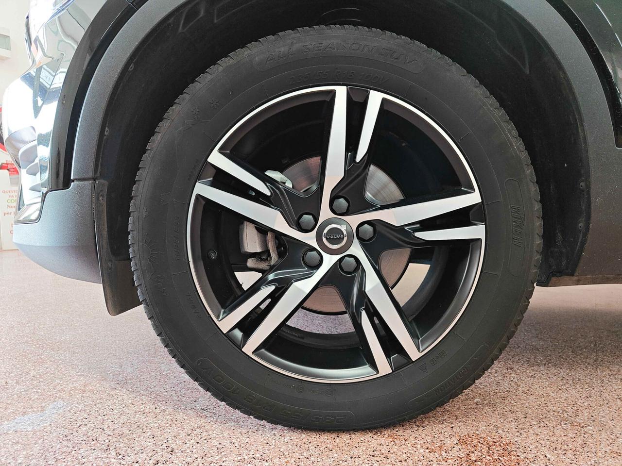 Volvo XC40 D3 R-design