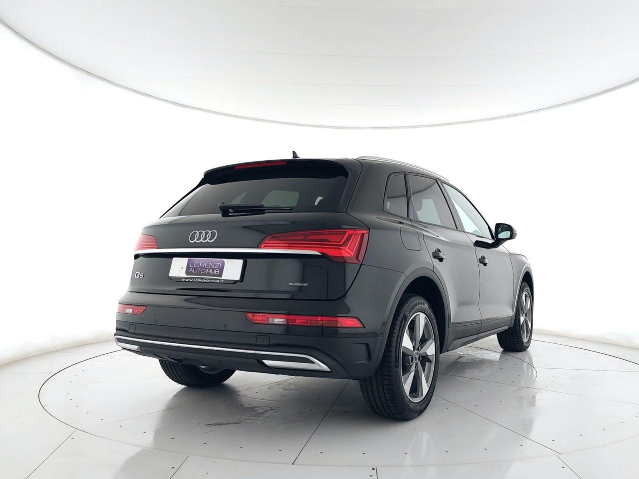 AUDI Q5 40 2.0 tdi mhev 12V Business Advanced quattro ACC+C19"