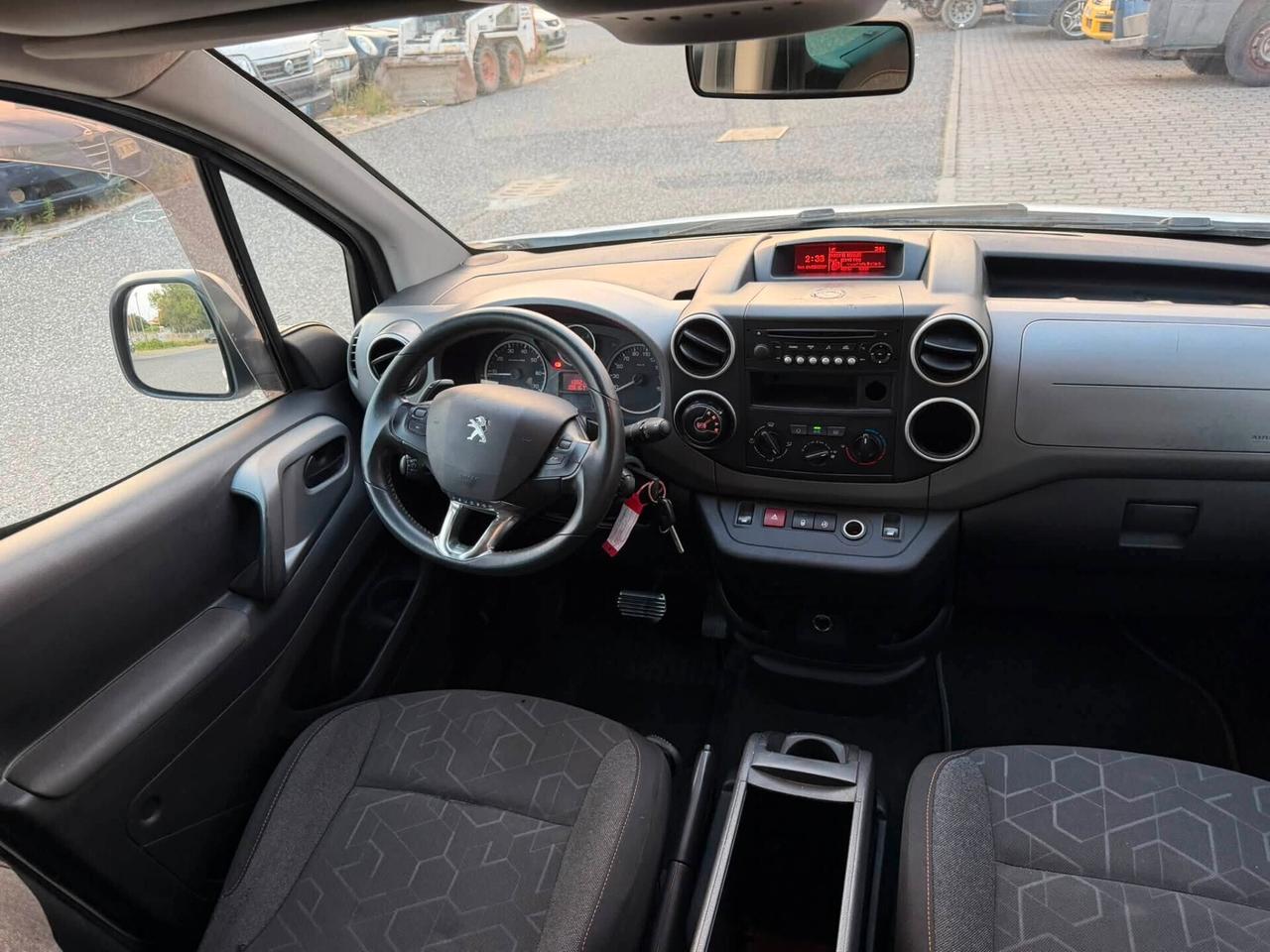 Peugeot Partner Tepee BlueHDi 100 ETG6 S&S Active