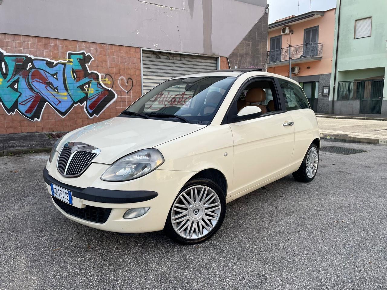 Lancia Ypsilon 1.3 Multijet 16V Platino