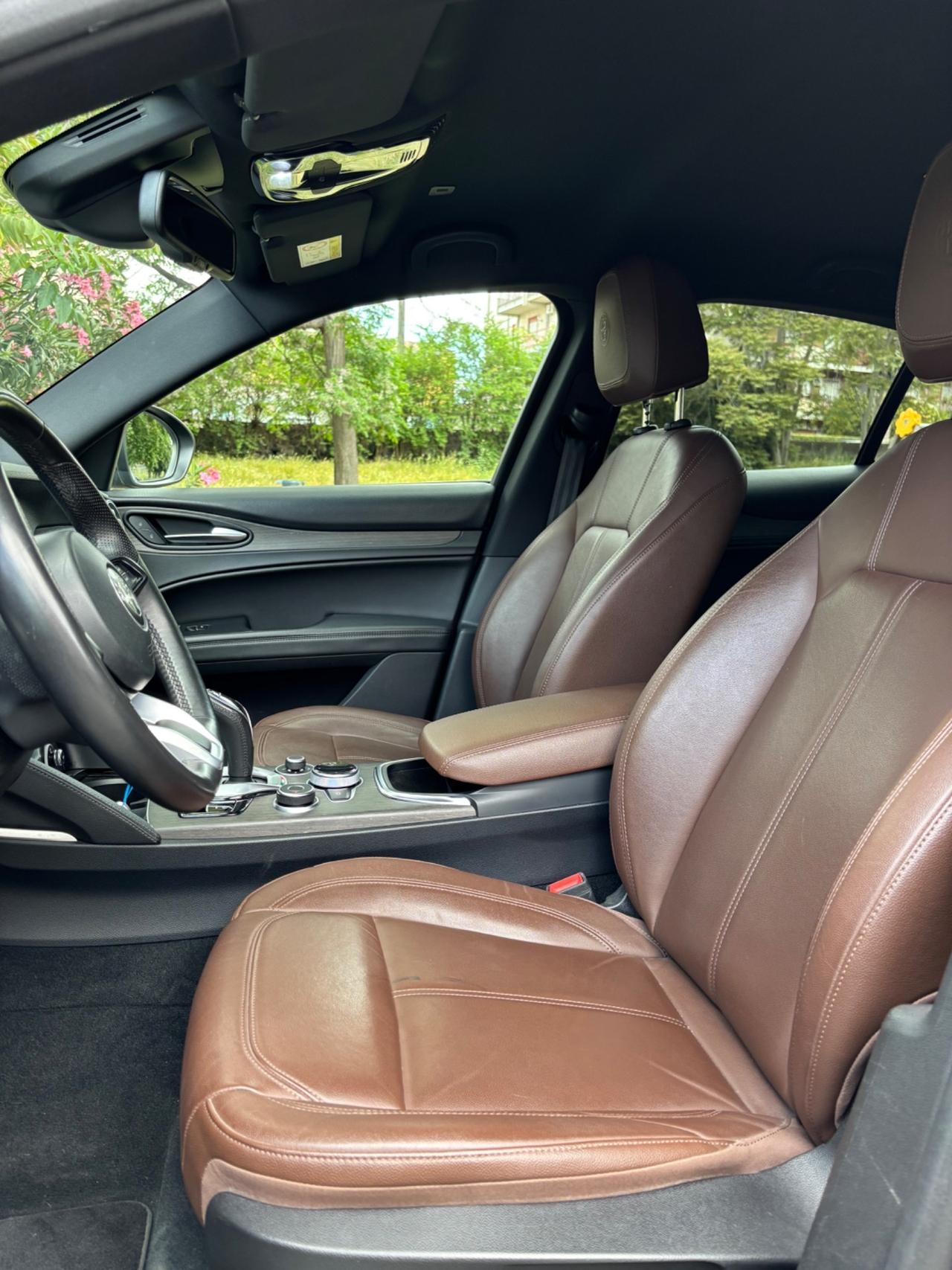 Alfa Romeo Stelvio 2.2 Turbodiesel 210 CV AT8 Q4 Ti