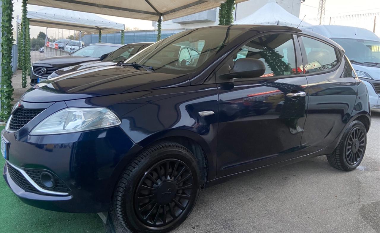 Lancia Ypsilon 1.2 69 CV GPL 11/2017 NUOVA GARANZIA1