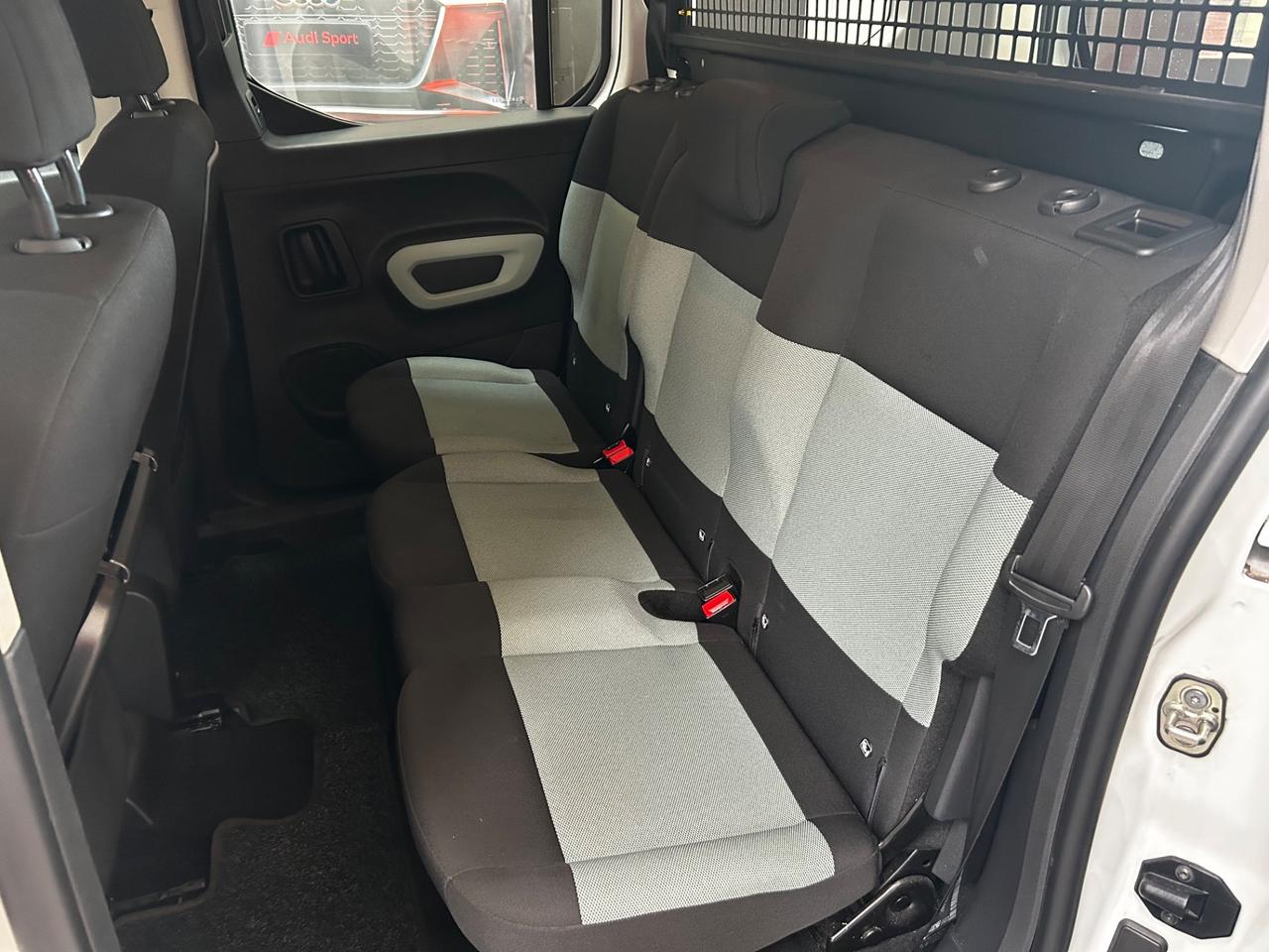 Citroen Berlingo 1500 blue hdi