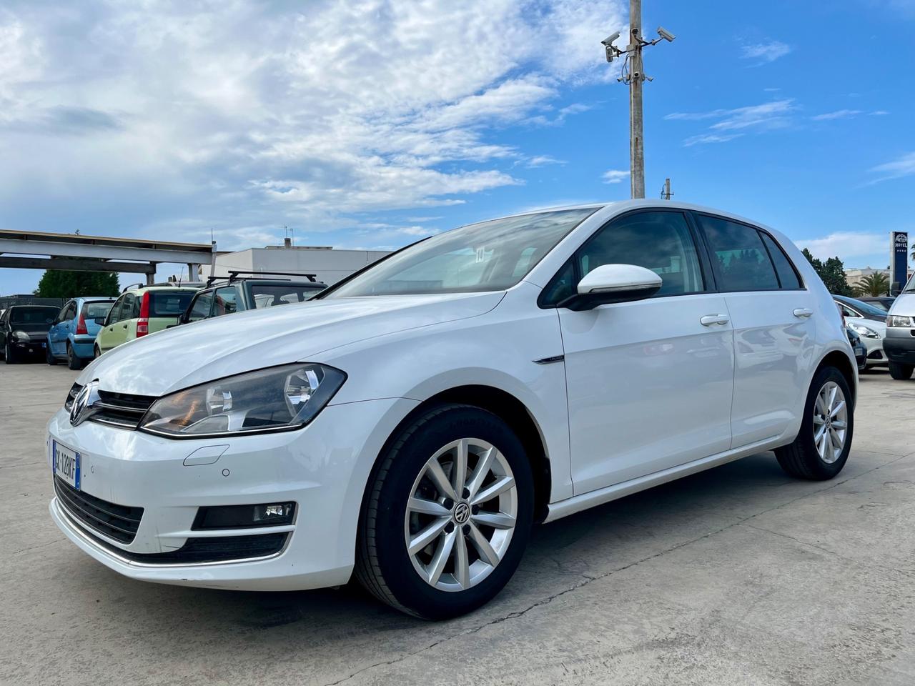 Volkswagen Golf 2.0 TDI 5p. Highline BlueMotion Technology