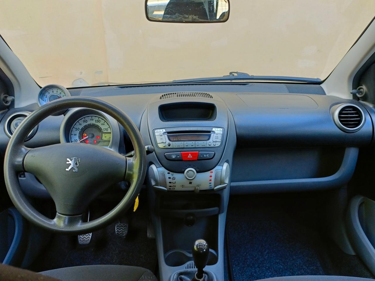 Peugeot 107 1.0 68CV 5p. Sweet Years