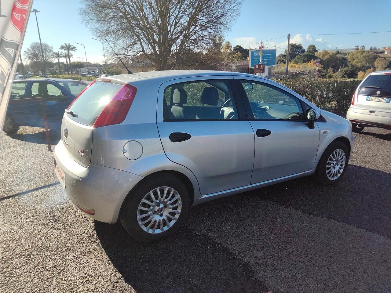 Fiat Punto 1.3 MJT II 75 CV 5 porte Lounge