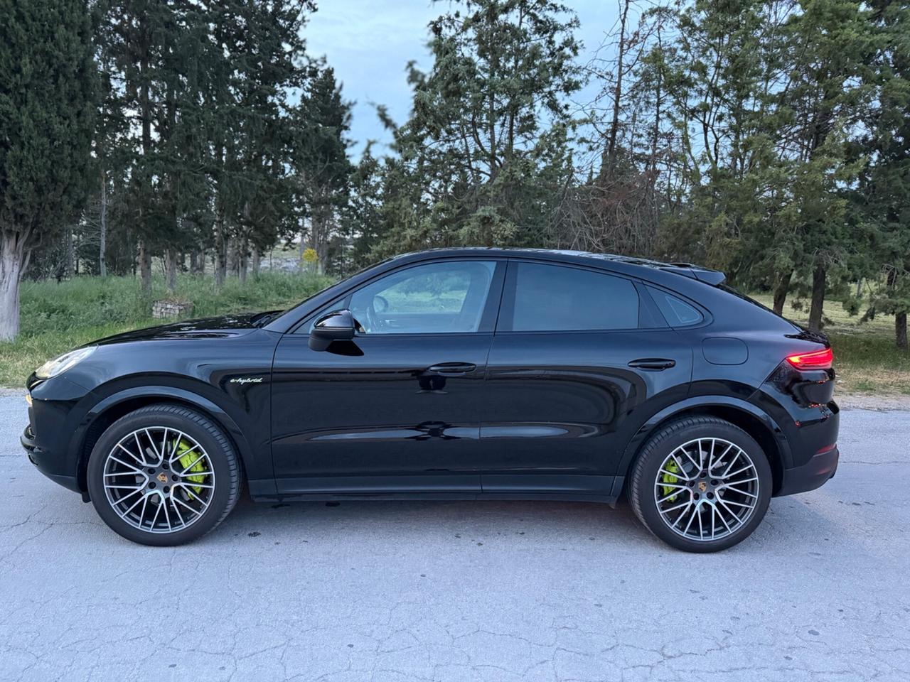Porsche Cayenne Coupé 3.0 V6 E-Hybrid FULL OPTIONAL