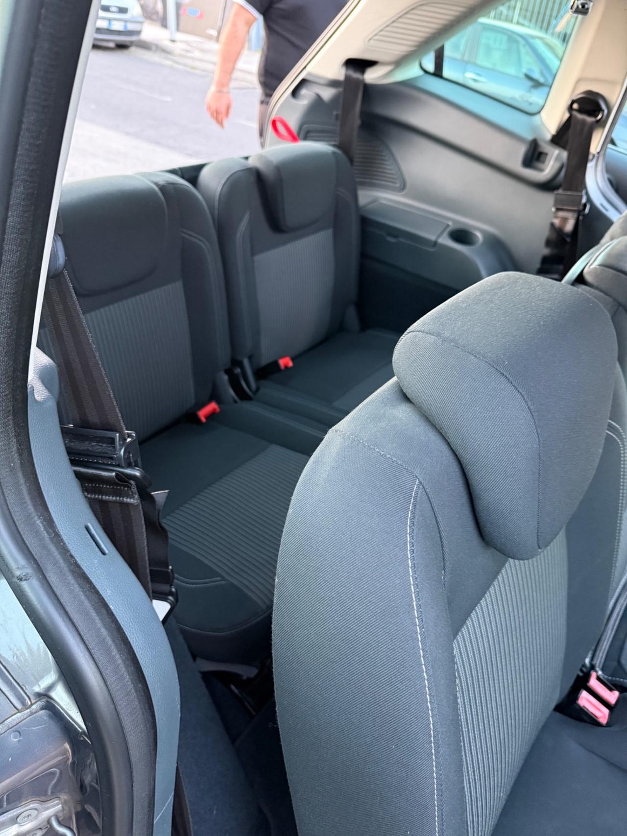 Ford C-Max 1.6 TDCi 115CV 7 Posti