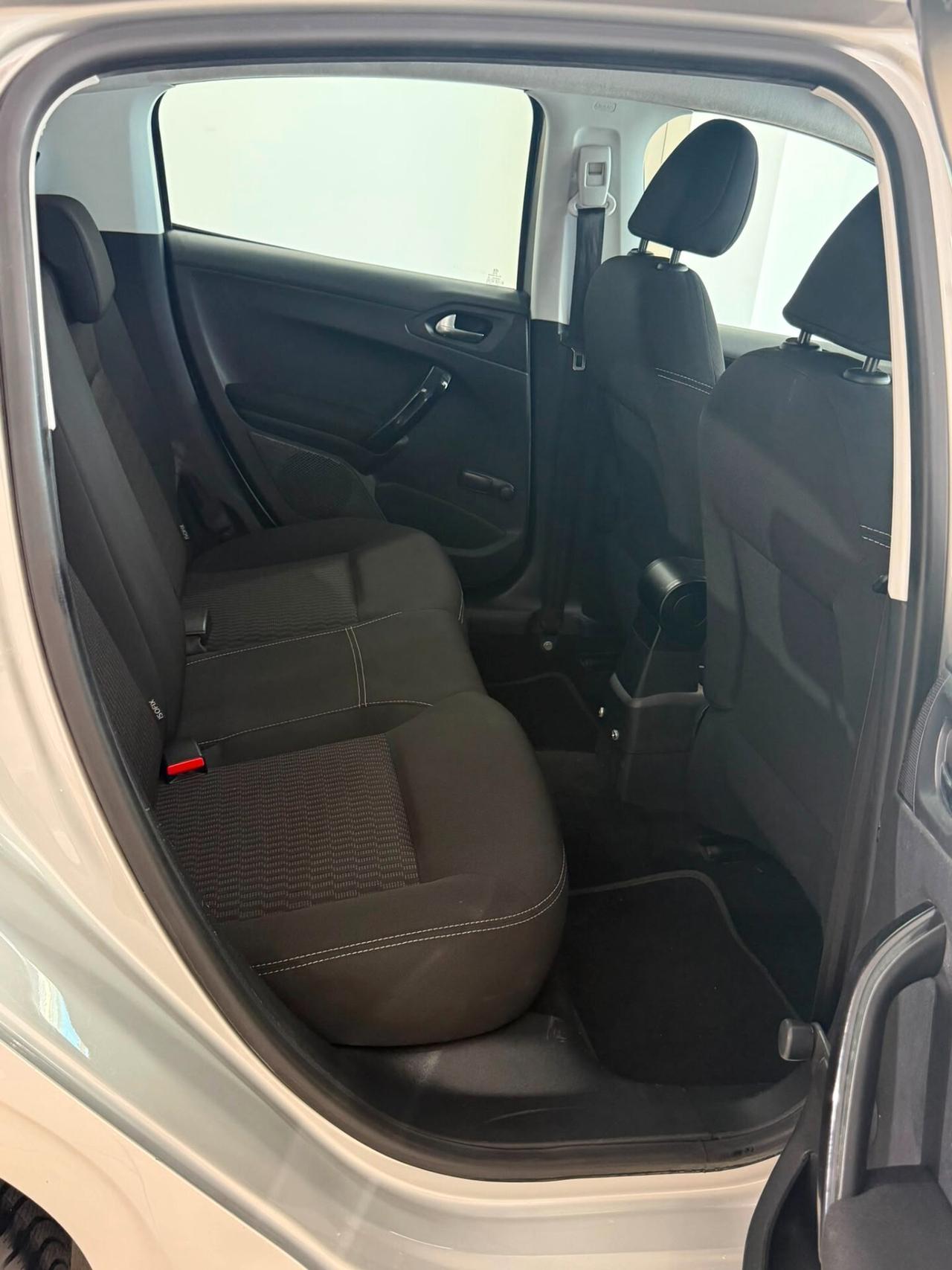 Peugeot 208 1.6 DIESEL 75CV ALLURE PACK