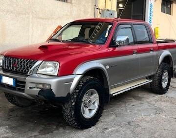 Mitsubishi L200 2.5 TD cat 4WD Double Cab Invite