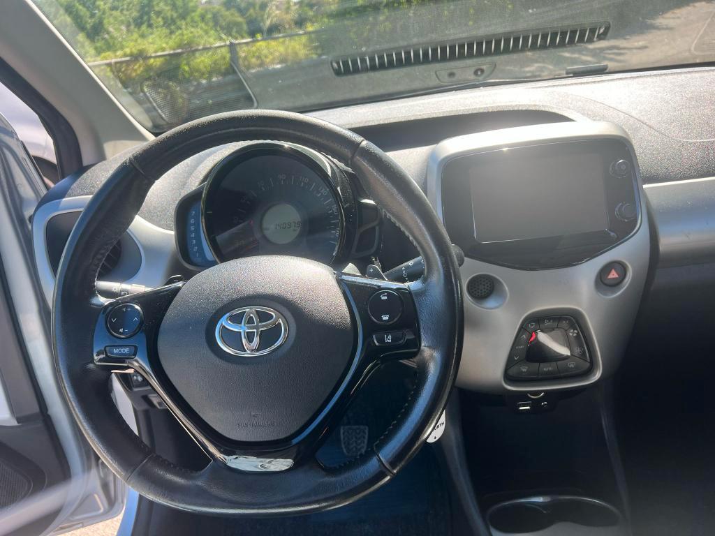Toyota Aygo 5 Porte Aygo 5p 1.0 x-pure m-mt
