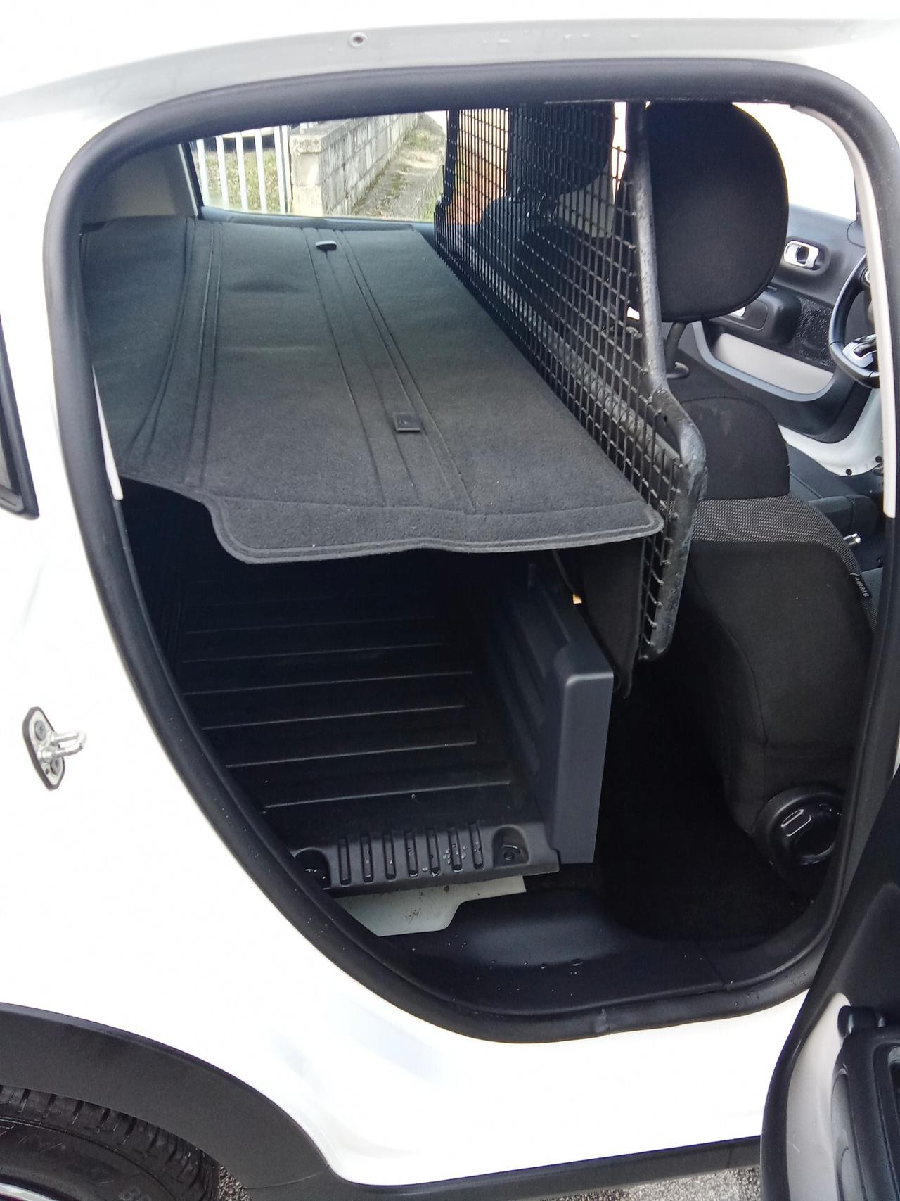 Citroen C3 BlueHDi 100 S&S Van Feel 023