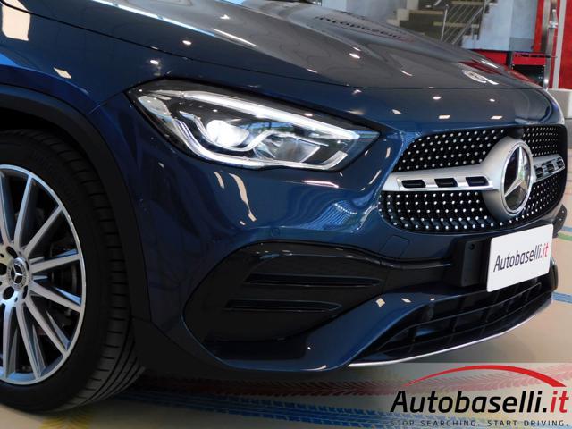 MERCEDES-BENZ GLA 200 D AUTOMATIC PREMIUM TECH-PACK AUTOMATICA 8G-DTC