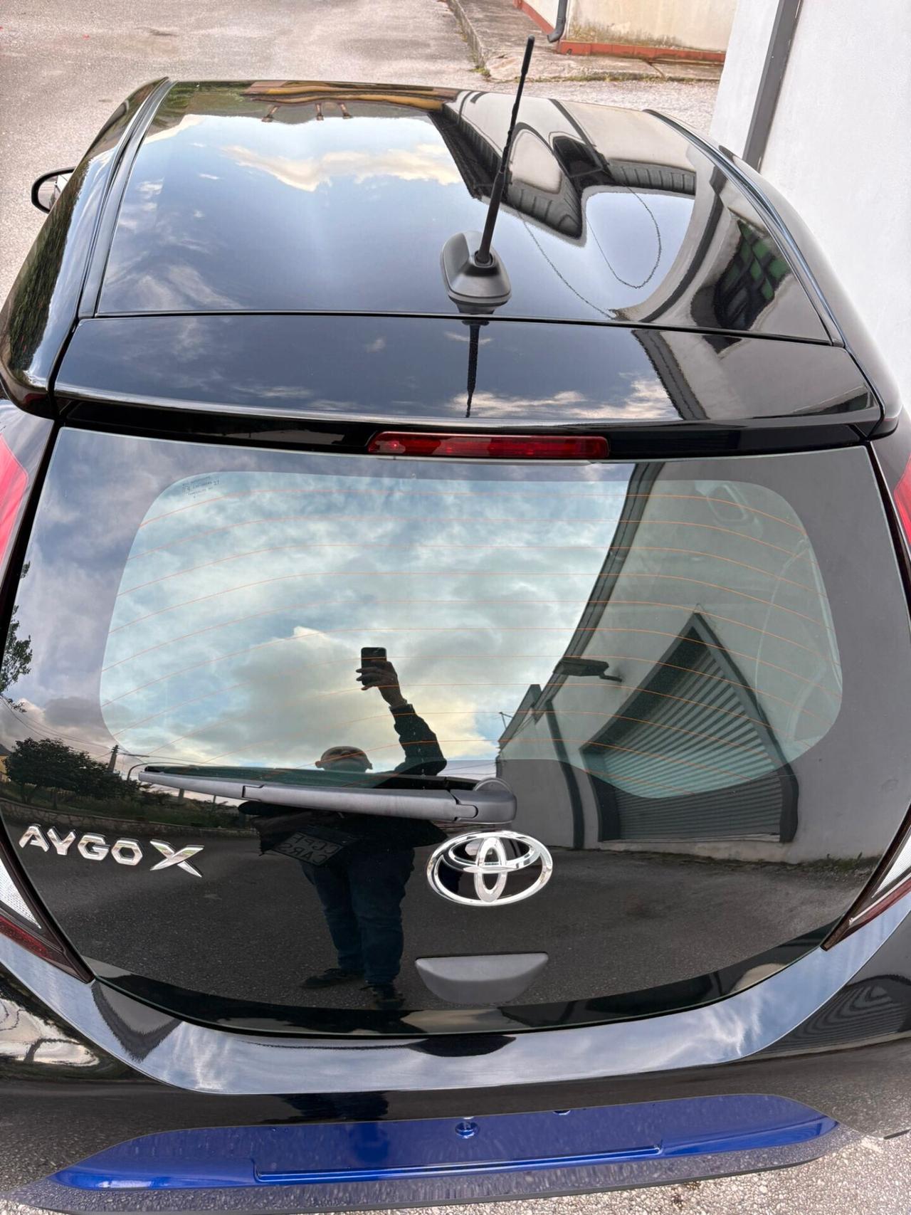 Toyota Aygo X 1.0 VVT-i MT Play