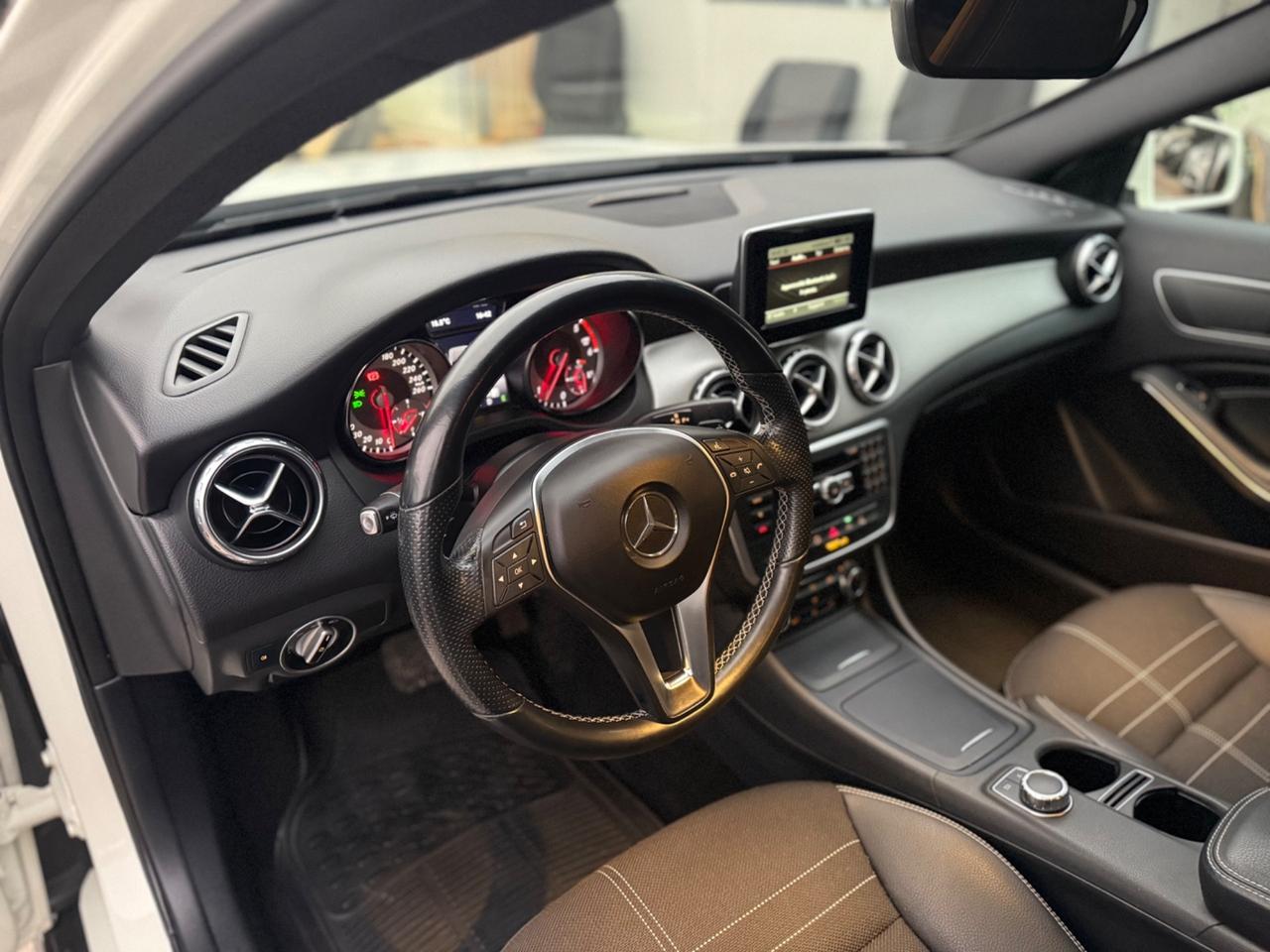 Mercedes-benz GLA 200 CDI Sport Km Certificati