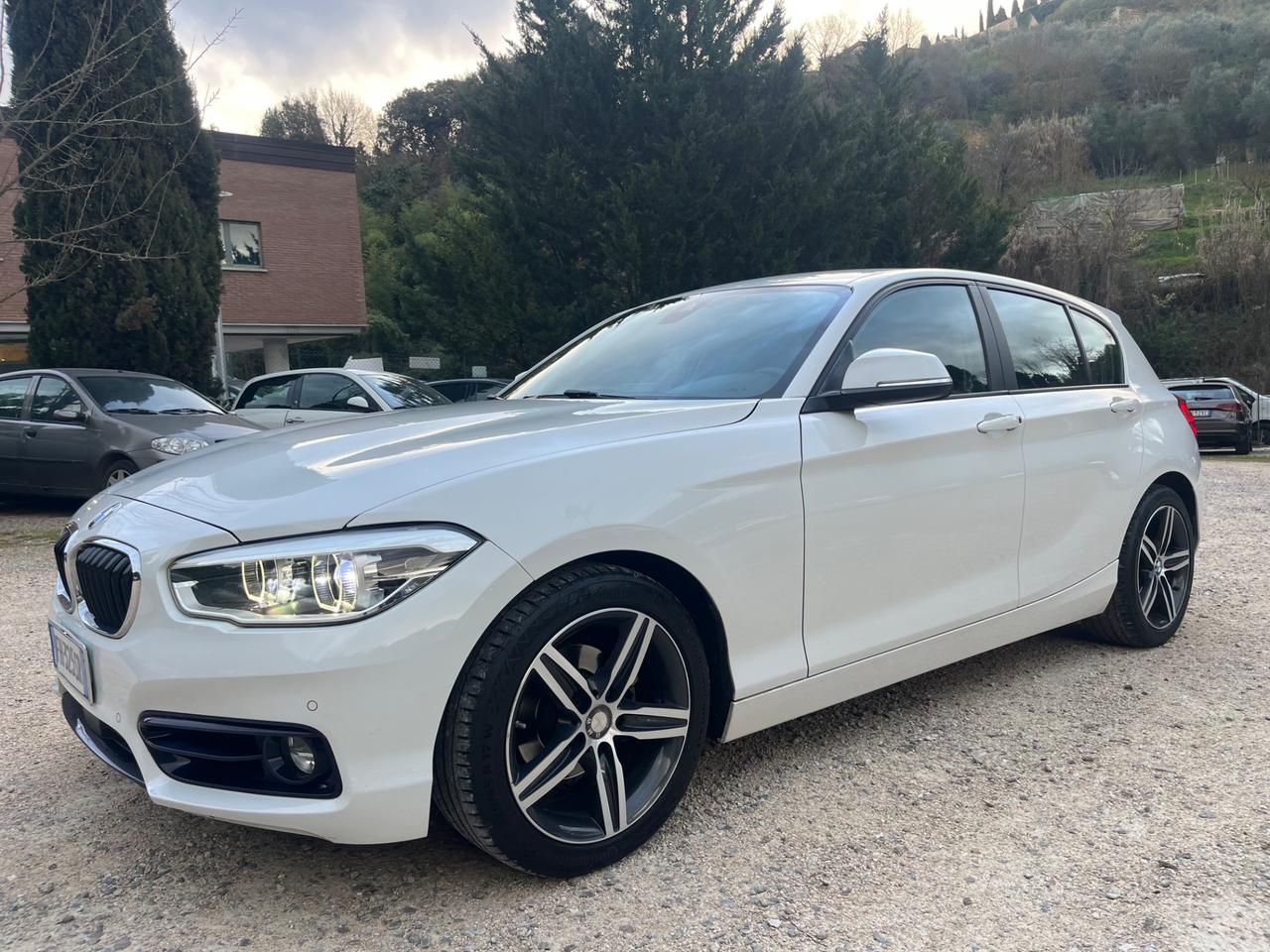 Bmw 118 118d 5p. Urban