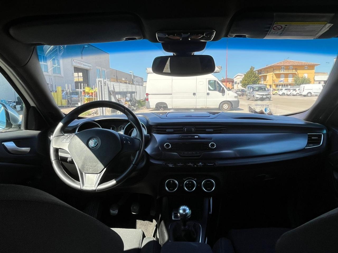 Alfa Romeo Giulietta 1.6 JTDm-2 105 CV Distinctive