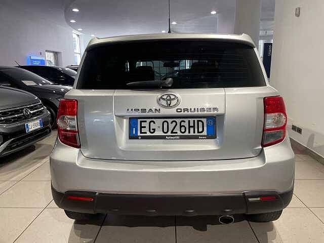 Toyota Urban Cruiser 1.4 D-4D AWD Sol