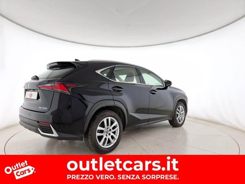 Lexus NX 300h 2.5 executive 4wd cvt