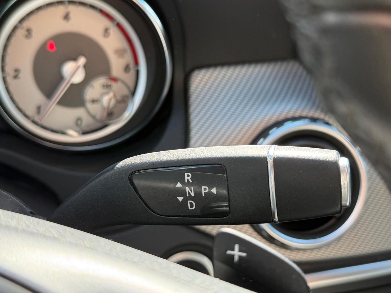 Mercedes-benz GLA 180 d Automatic Business