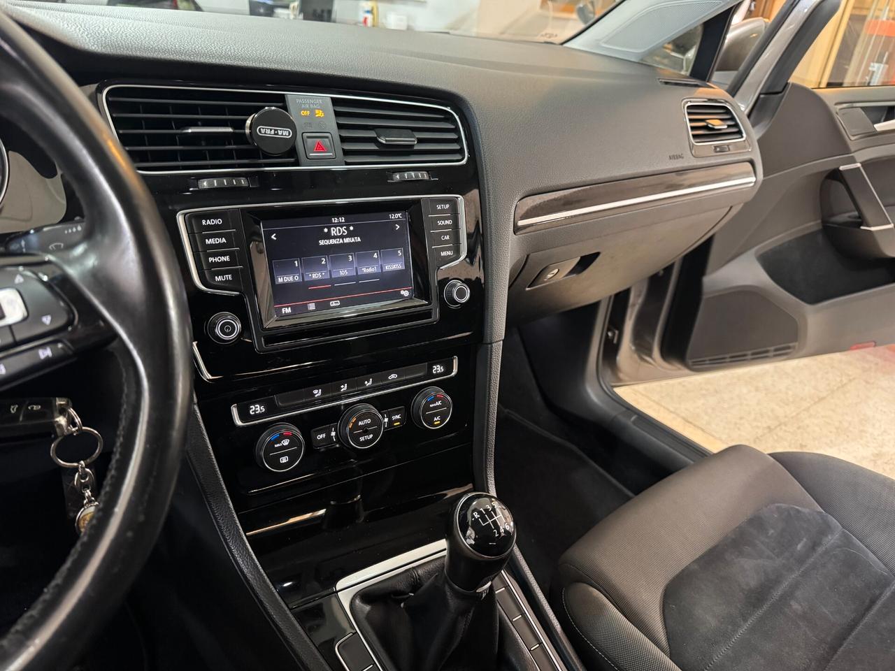 Volkswagen Golf 2.0 TDI 140 cv. 5p. Highline BlueMotion Technology