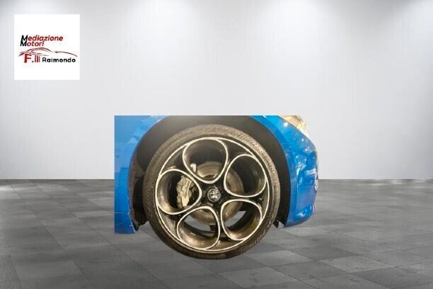 Alfa Romeo Giulia 2.2 Turbodiesel 210 CV Q4 Veloce Ti