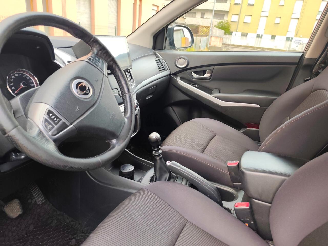 Ssangyong Korando 2.0 e-XDi euro 5B schermo android