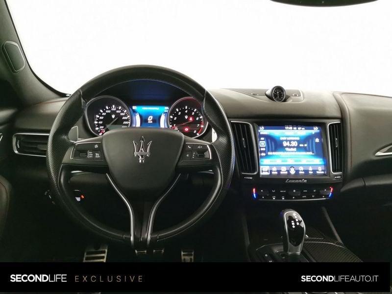 Maserati Levante 3.0 V6 430cv auto
