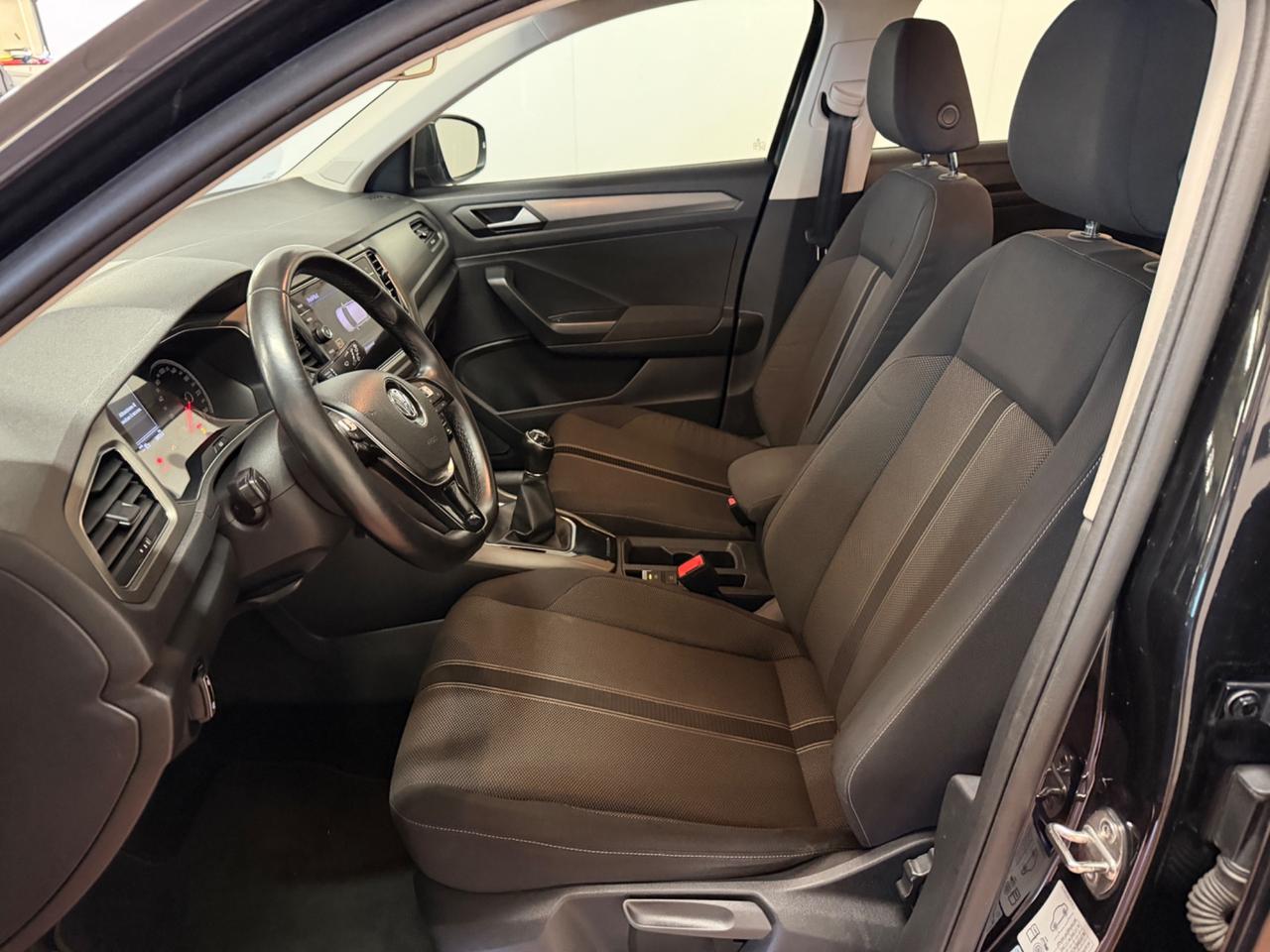 Volkswagen T-Roc 1.6 TDI SCR Business