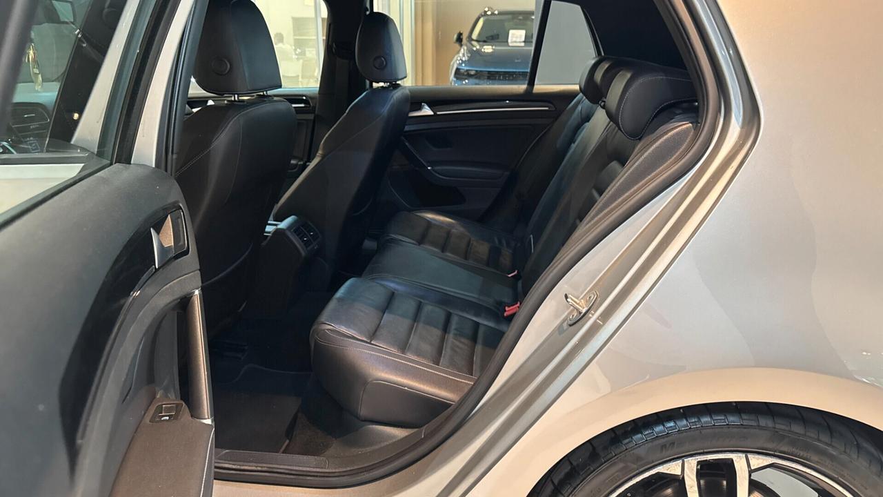 Volkswagen Golf GTD 2.0 TDI - 2013