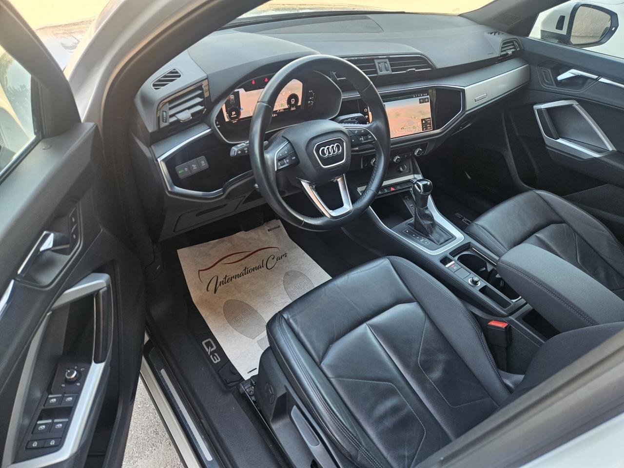Q3 35 2.0 tdi 150cv Business Advanced s-tronic