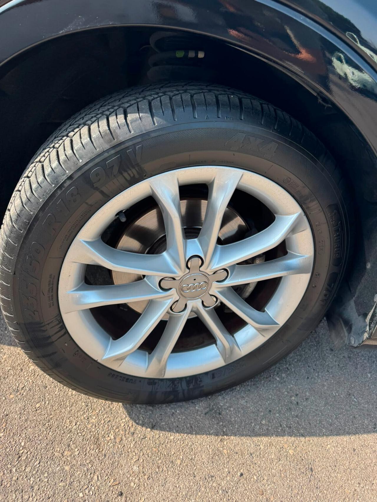 Audi Q3 2.0 TDI quattro S tronic S-Line Edition