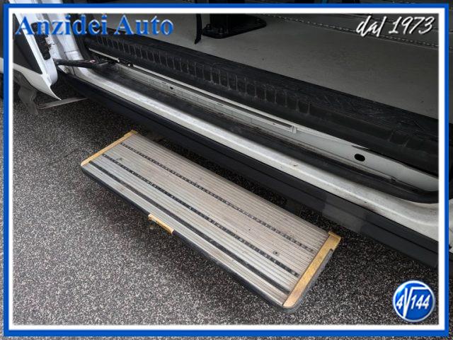 FORD Transit 2.0 EcoBlue 130CV L3H2 9 Posti Trasporto Disabili