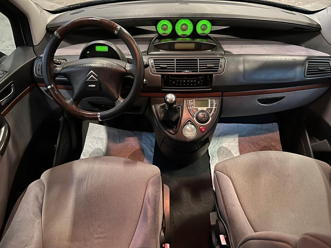 Citroen C8 2.0 HDi FAP -2004--7 locuri