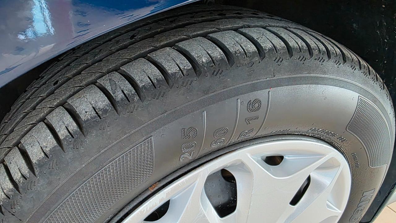 Ford Tourneo Connect Connect7 1.6 TDCi 115 CV Titanium prolungato