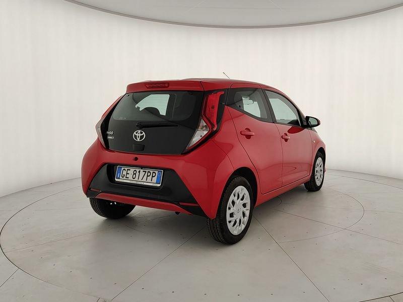 Toyota Aygo Connect 1.0 VVT-i 72 CV 5 porte x-clusiv red pack