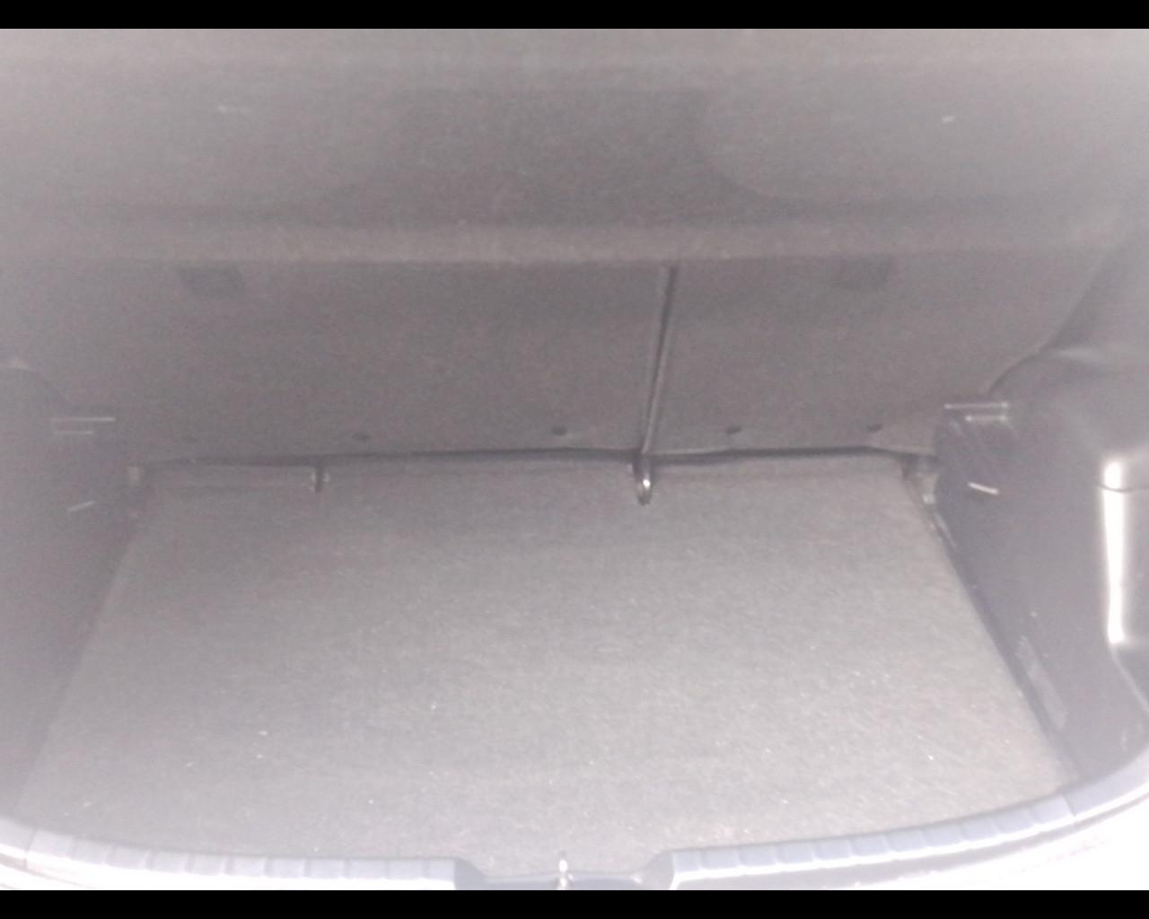 TOYOTA Yaris 3ª serie - Yaris 1.0 3 porte Active