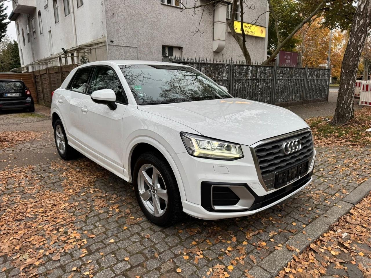 Audi Q2 30 TDI S tronic Business Design