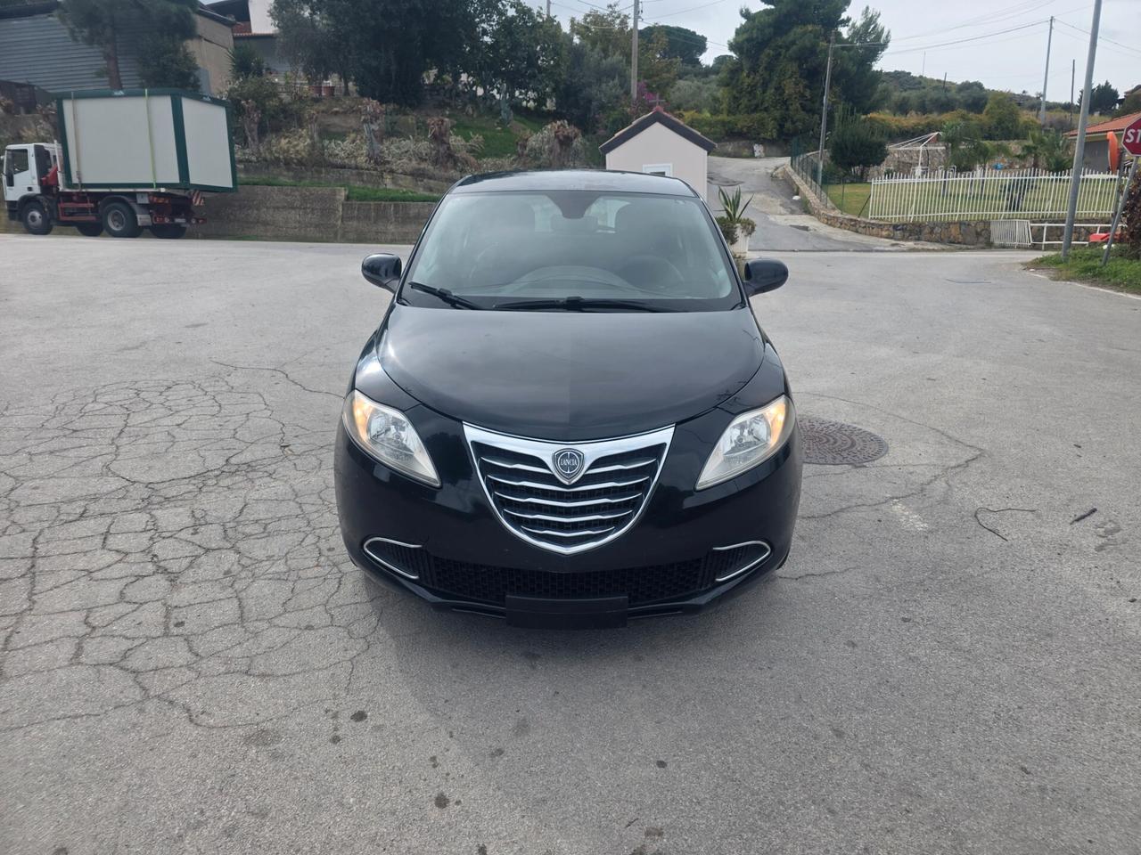 Lancia Ypsilon 1.3 MJT 16V 95 CV 5 porte S&S Gold