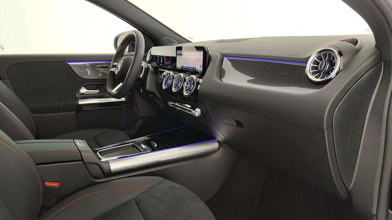 Mercedes-Benz GLA 200 d automatic