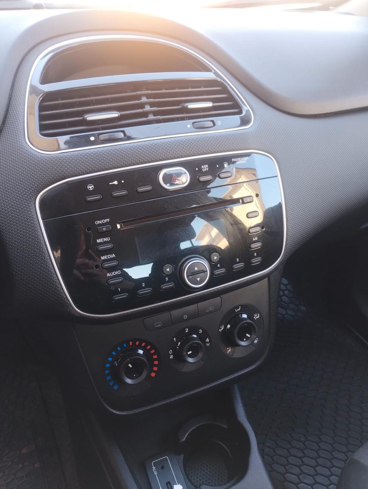 Fiat Punto 1.4 8V 5 porte Easypower Street