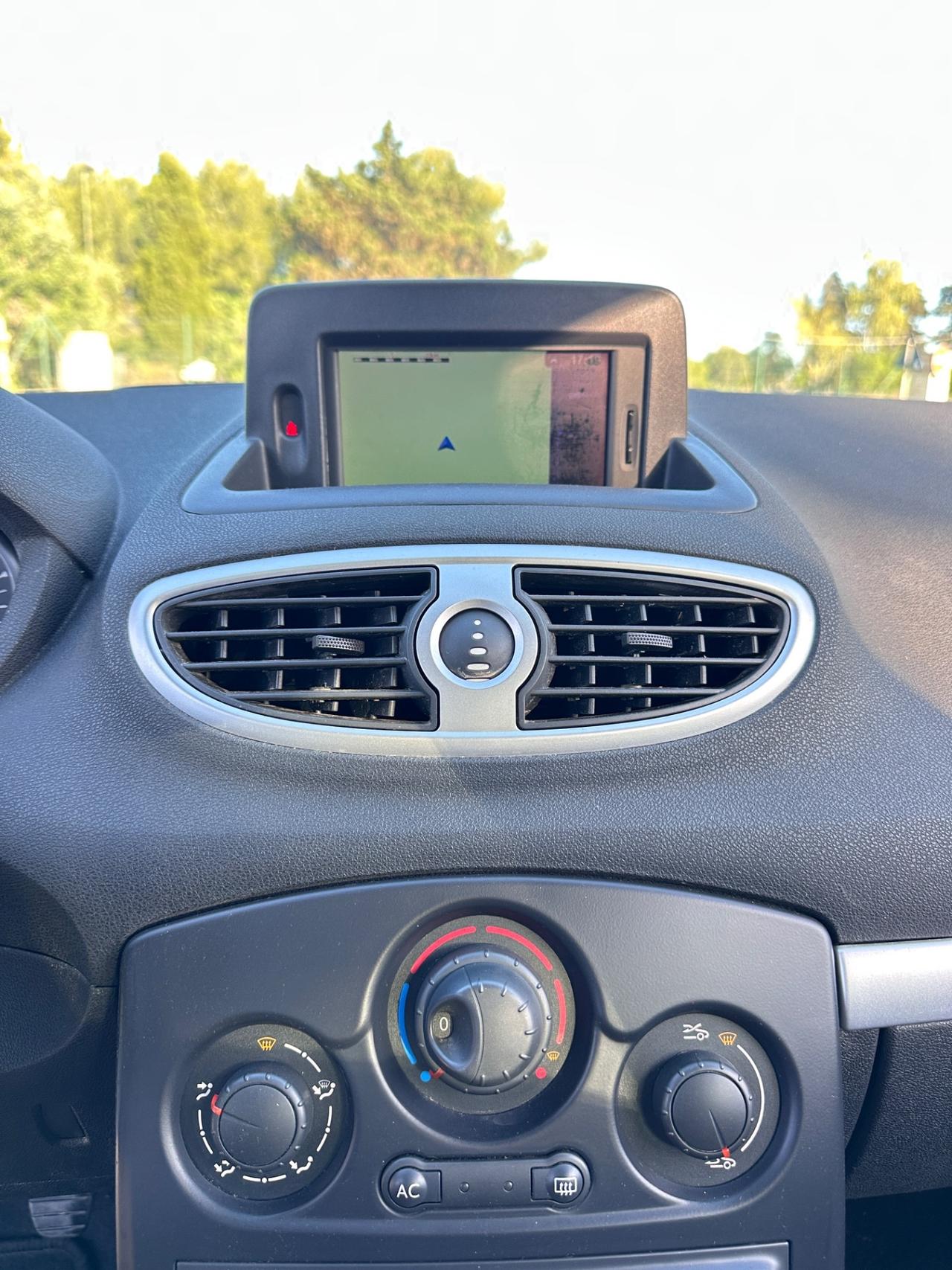 Renault Clio 1.5 dCi 85CV SporTour TomTom-2009