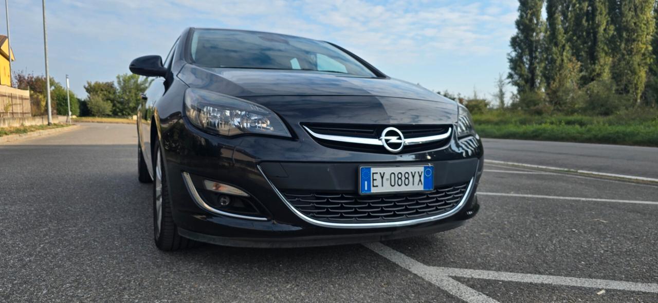Opel Astra 1.6 CDTI 136CV EcoFLEX S&S 5 porte Cosmo