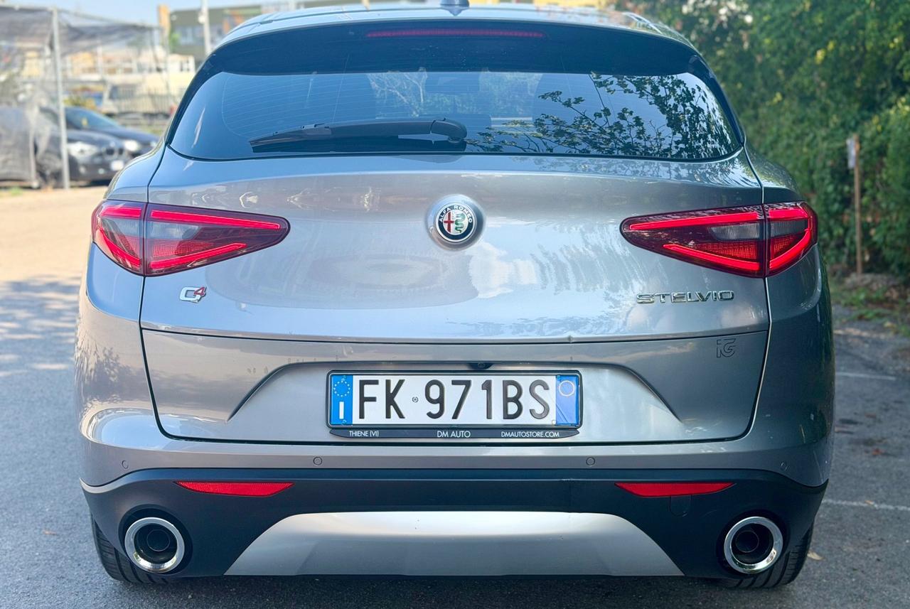 Alfa Romeo Stelvio 2017 2.2 Turbodiesel 210 CV AT8 Q4 Business