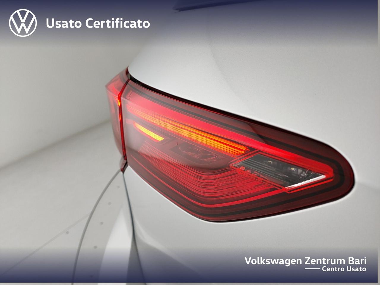 Volkswagen Golf 2.0 tdi life 115cv dsg